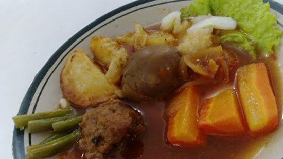 VIEN`S Selat Segar & Sup Matahari